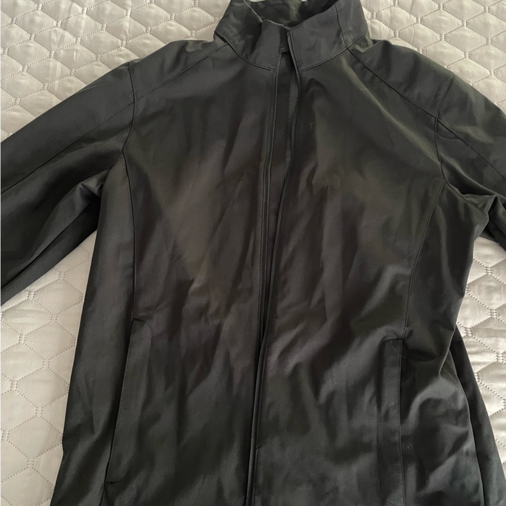 Closet clean out! Brand new. Basic black jacket.